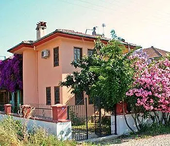 Truva מלון 3*